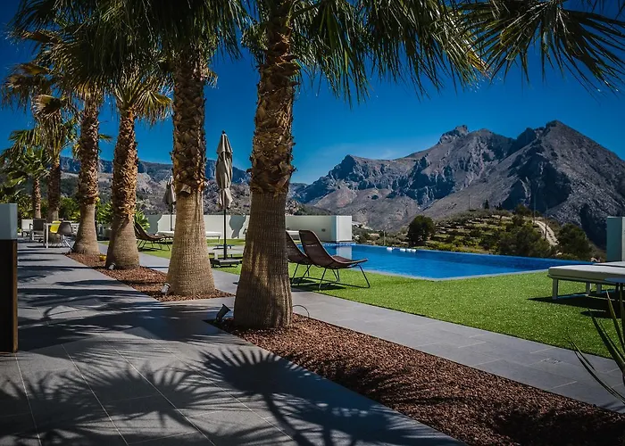 Casa Leon فندق مبيت وإفطار Bolulla