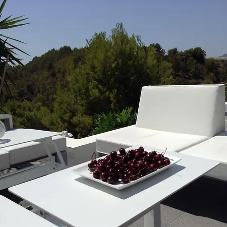 Casa Leon Bed & Breakfast