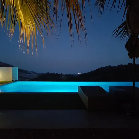 Casa Leon Bed & Breakfast