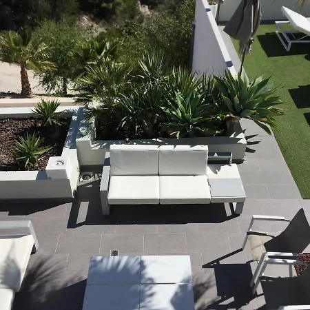 Casa Leon Bed & Breakfast Bolulla